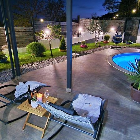 Holiday House Boost With Heated Pool Klis Dış mekan fotoğraf