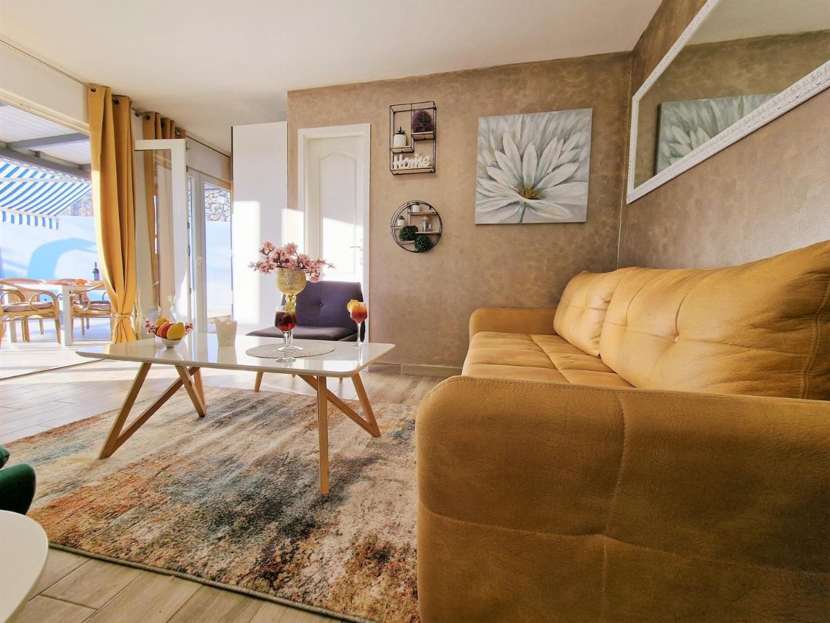 Holiday House Boost With Heated Pool Klis Dış mekan fotoğraf