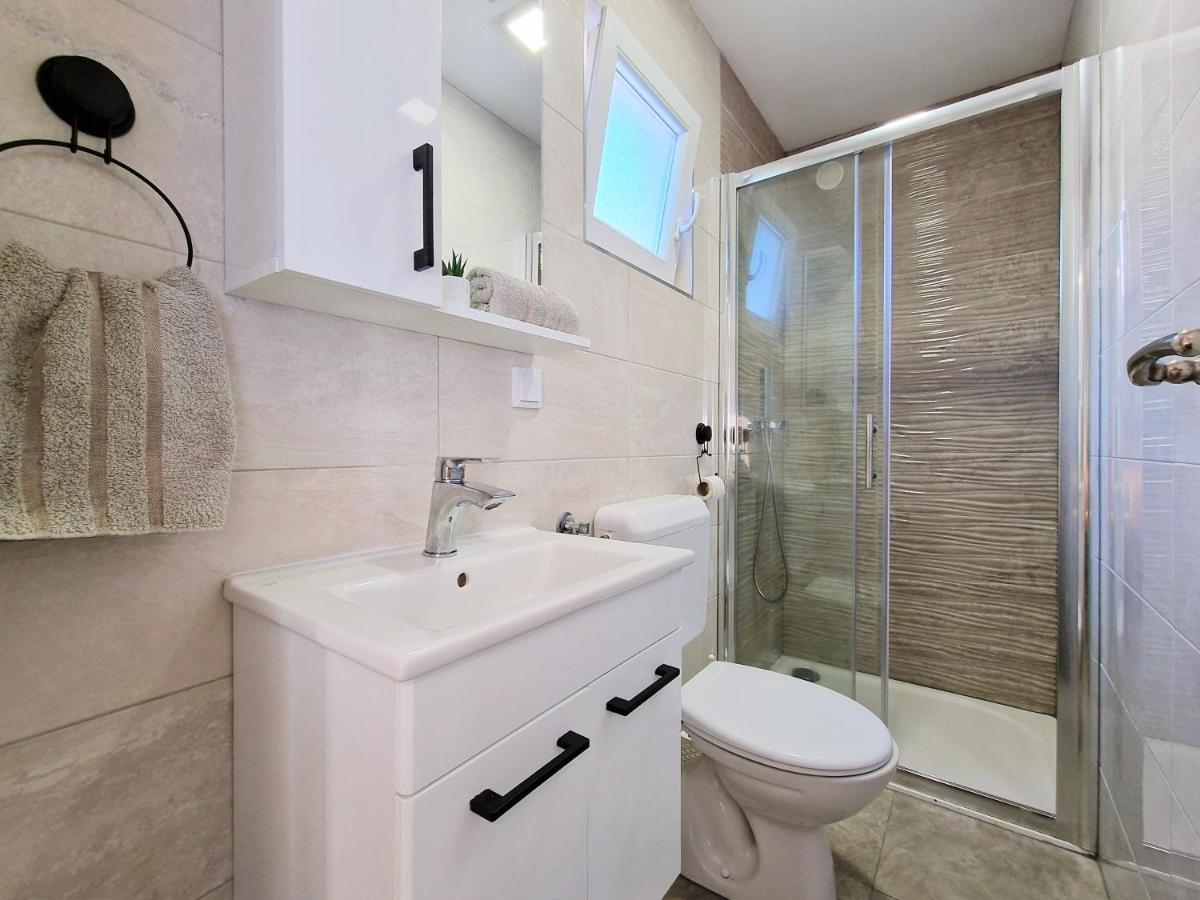 Holiday House Boost With Heated Pool Klis Dış mekan fotoğraf