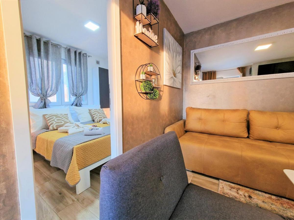 Holiday House Boost With Heated Pool Klis Dış mekan fotoğraf