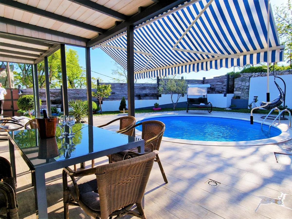 Holiday House Boost With Heated Pool Klis Dış mekan fotoğraf