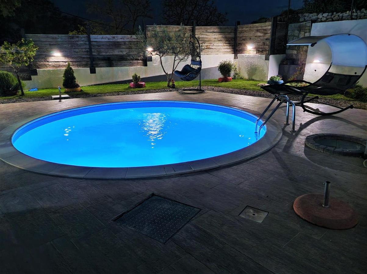 Holiday House Boost With Heated Pool Klis Dış mekan fotoğraf